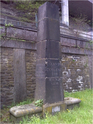 Preußischer Ganzmeilenobelisk Andernach