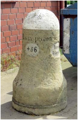 Preußischer Halbmeilenstein Bad Waldliesborn