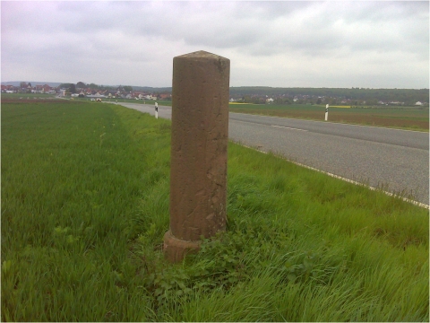 Hessischer Rundsockelstein Nieder-Florstadt
