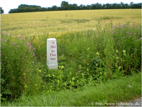 Schleswiger Halbmeilenstein Nybol Molle (Nübel Mühle)