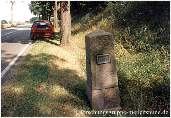 Mecklenburg-Schweriner Ganzmeilenobelisk Weitendorf