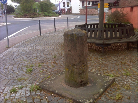 Hessischer Ganzmeilenstein Wirtheim
