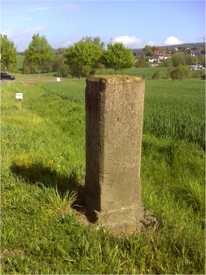 Hessischer Ganzmeilenstein Wollrode